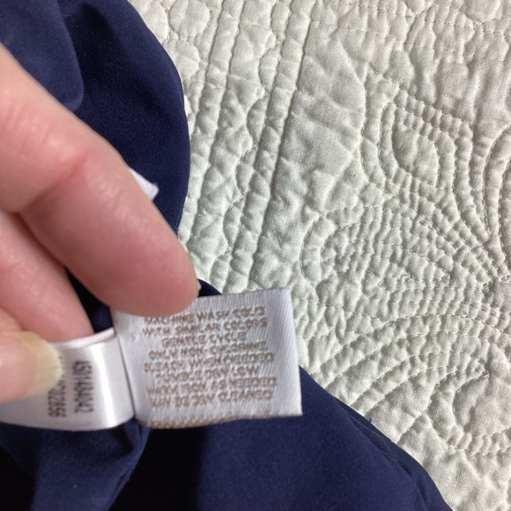 Chico’s Weekend Athleisure Jacket Sleeveless Navy Blue‎ Size 2 Full Zip - Picture 10 of 10